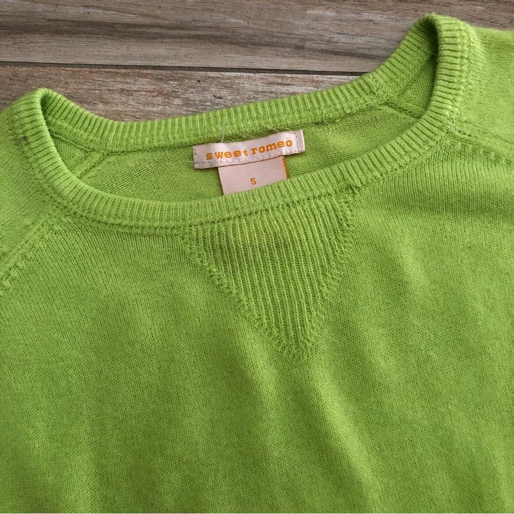 Sweet Romeo Sweater Size Small - Picture 3 of 15